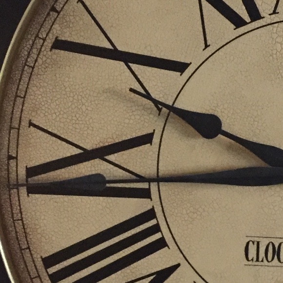 Wall Clock 30" Large wall clock, Hand Painted Custom Made - Picture 3 of 3